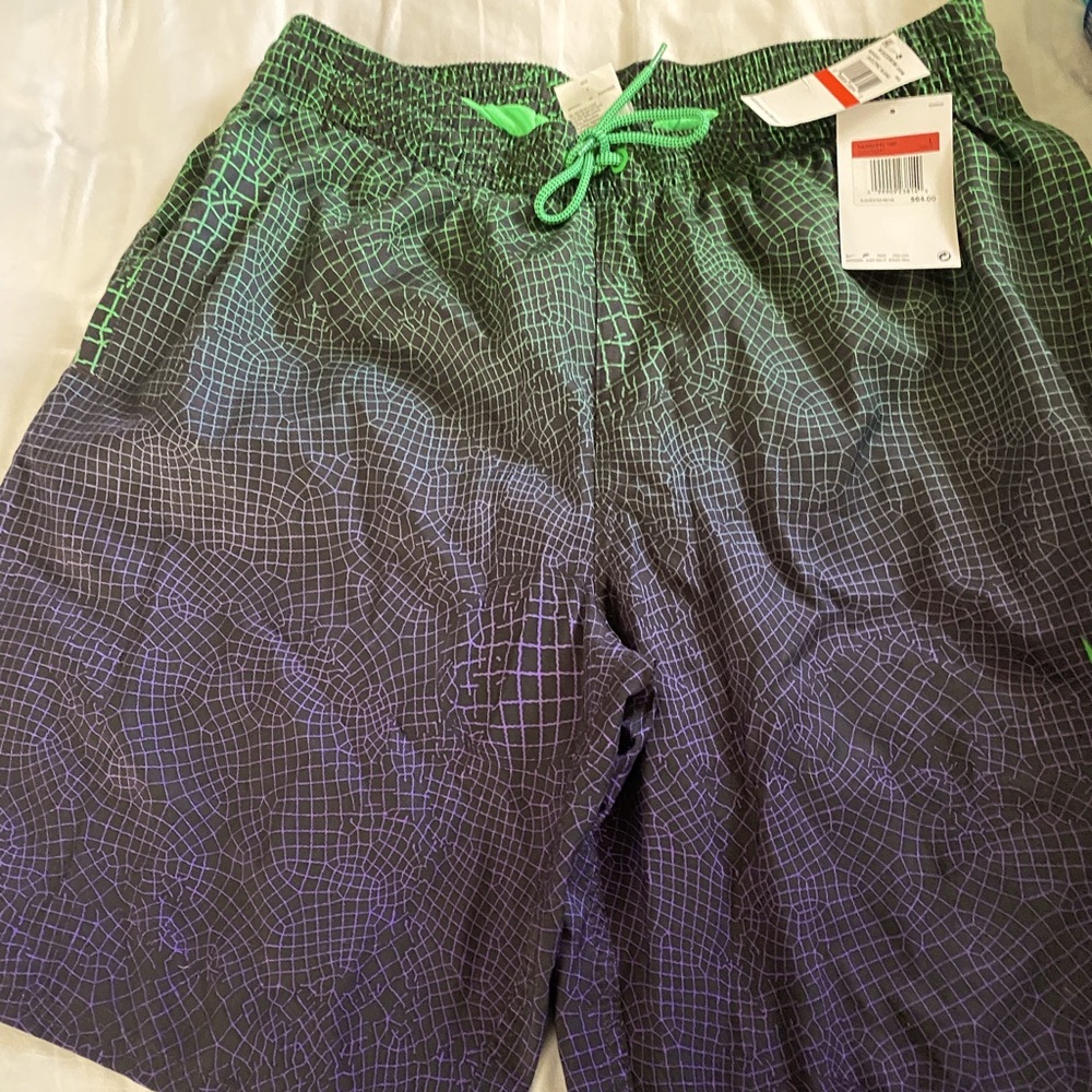 Nike NWT men’s swim trunks, size L